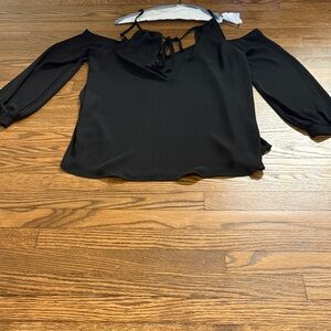 Olivaceous Black Cold Shoulder Blouse Size Small